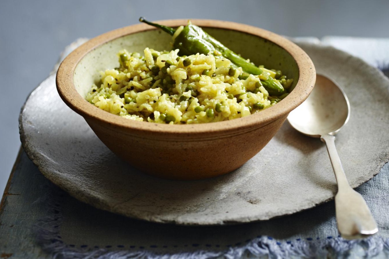 buttered-lentil-rice-recipe-pe-htaw-bhut-htamin
