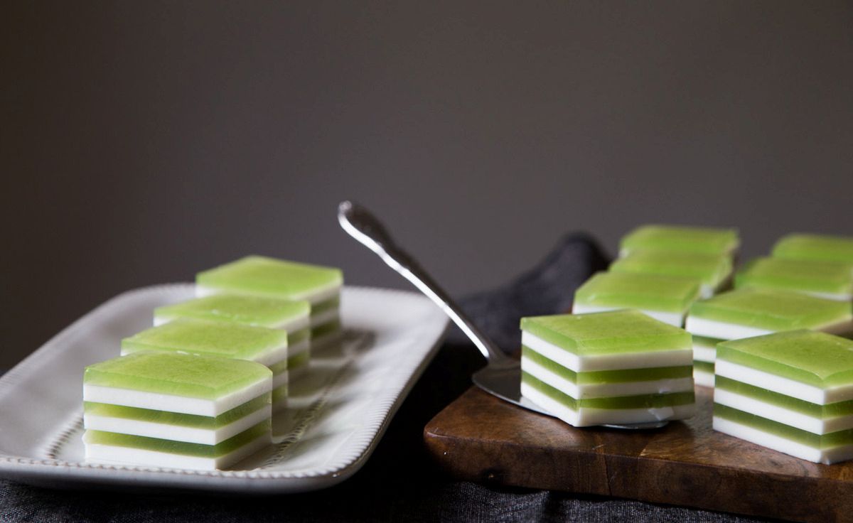 coconut-agar-jelly-layer-cake-recipe