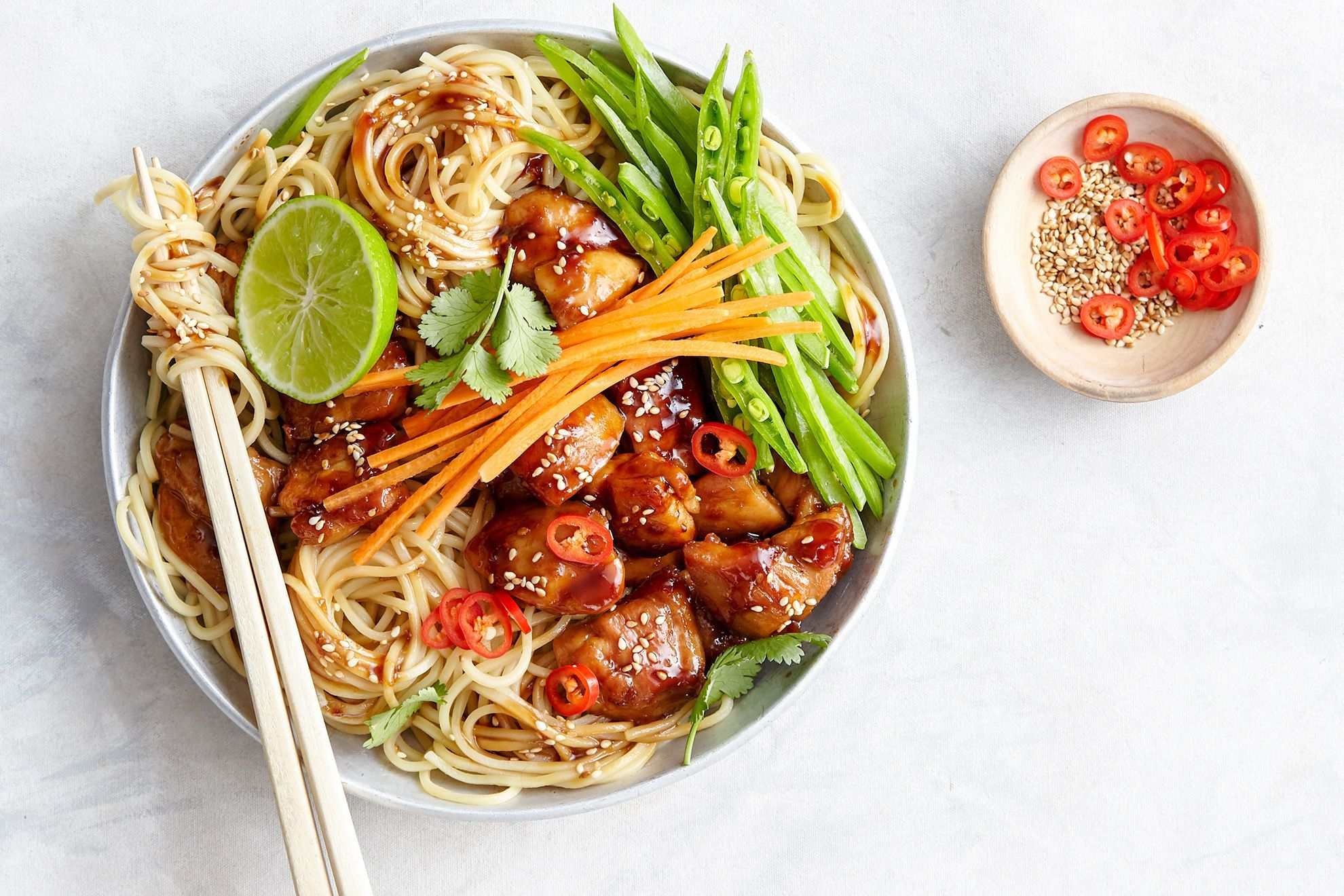 glutinous-noodle-salad-recipe-mont-di-thoke