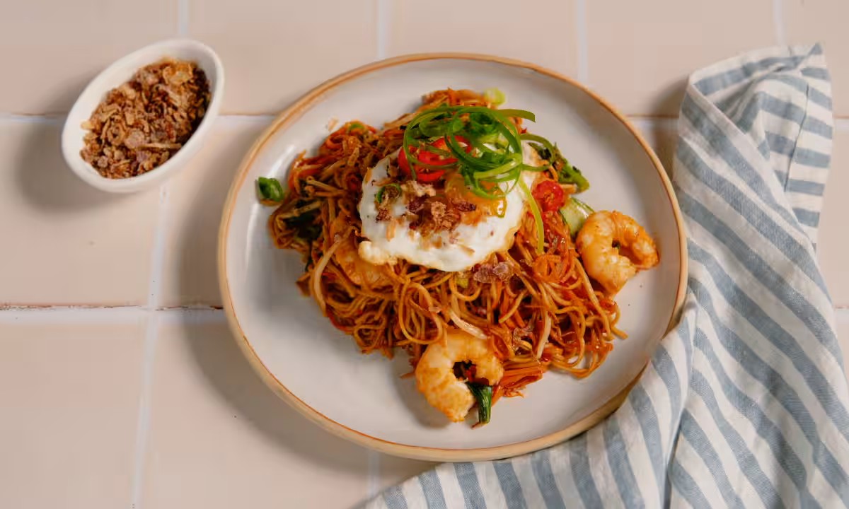 wheat-noodle-salad-recipe-khauk-swe-thoke